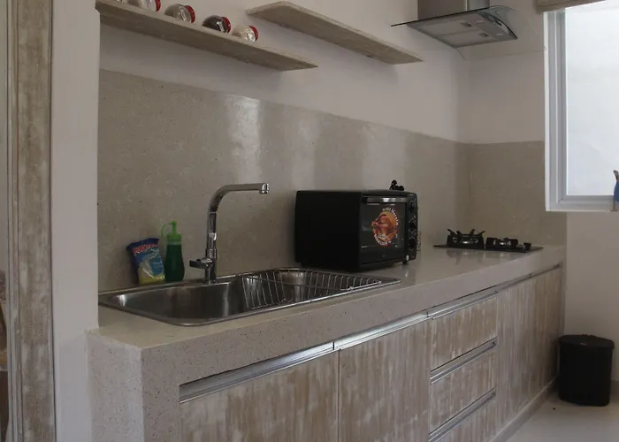 アパート Green Studio Apartment Seminyak スミニャック