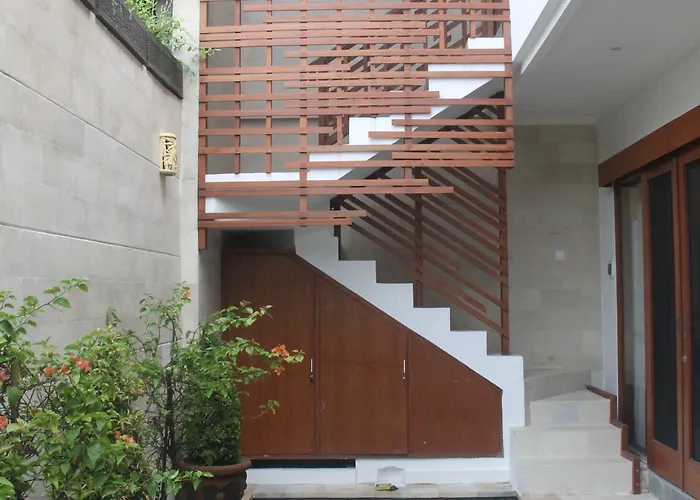Green Studio Apartment Seminyak * スミニャック