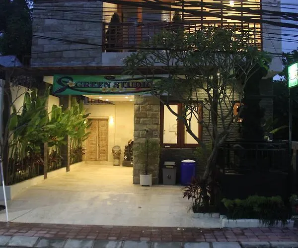 Green Studio Apartment Seminyak