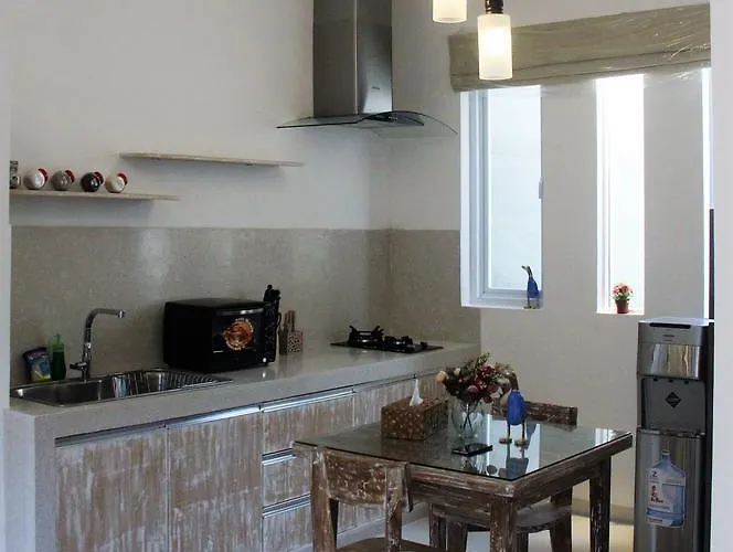 アパート Green Studio Apartment Seminyak *